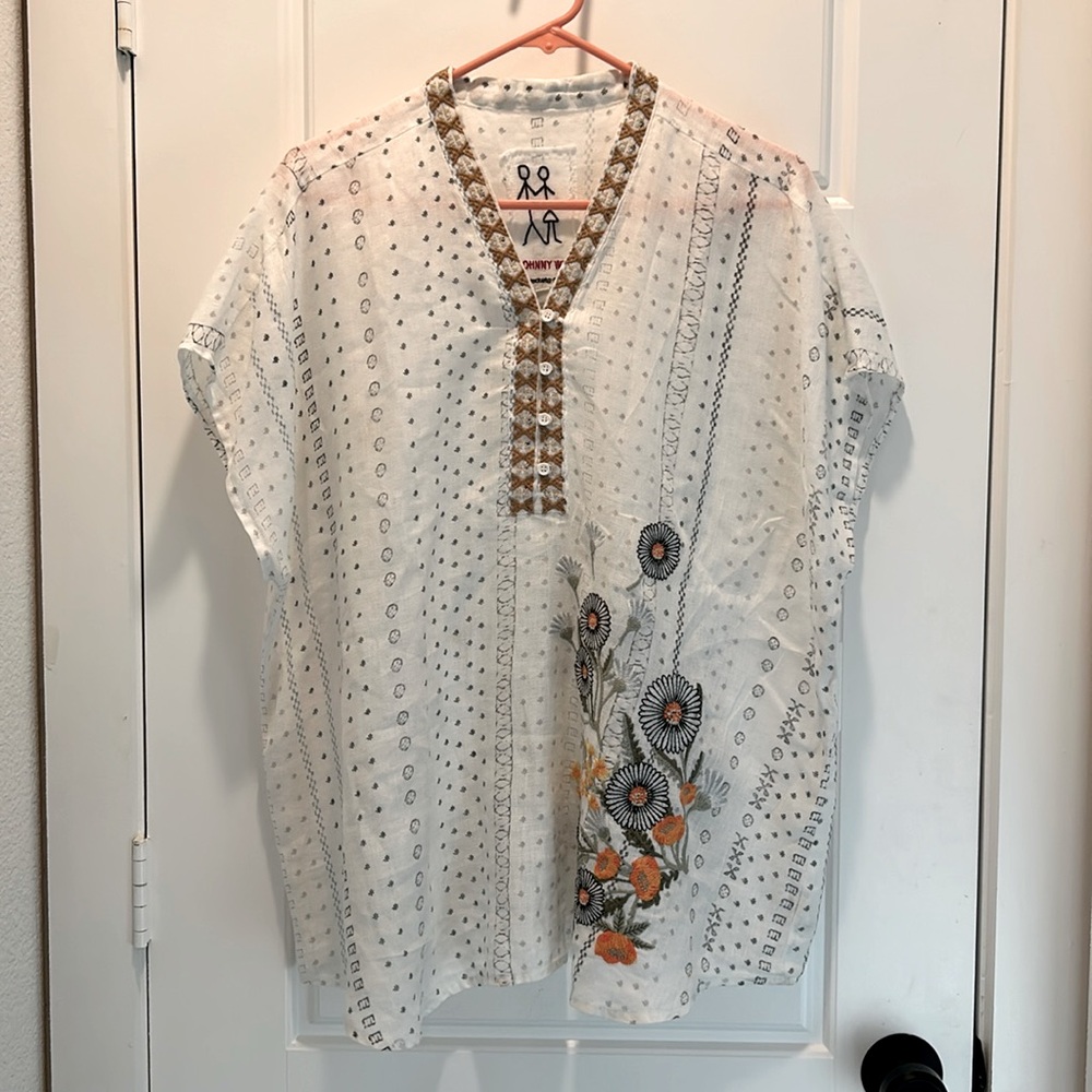 Johnny Was for Jackets and Tops White Linen Floral Embroidered Oversized Blouse